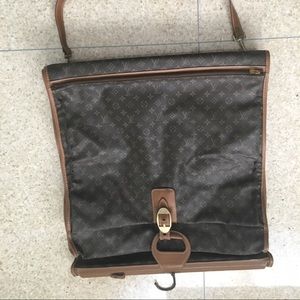 Vintage Louis Vuitton garment bag